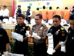 VIDEO: Bea Cukai Batam-Polda Kepri Ekspos Selundupan Daun Khat dan Sabu Asal Malaysia