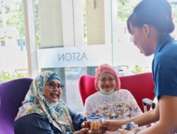 Rayakan Hari Ibu, Aston Batam Hotel Berbagi Kasih Sayang Lewat Cheese Cookies