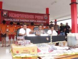 Polda Kepri Gerebek Arena Judi YHK Zone, 8 Orang Tersangka