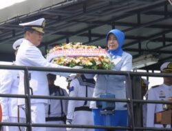 Peringati Hari Pahlawan, Lantamal IV Tabur Bunga di Perairan Tanjungpinang