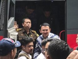 Ahok Resmi Bebas dari Rutan Mako Brimob, Keluarga Ikut Jemput
