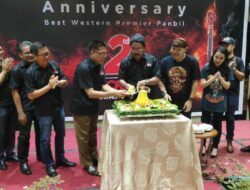 Johannes Kennedy Sambut Kedatangan Nurdin Basirun di HUT ke 2 BWP Panbil