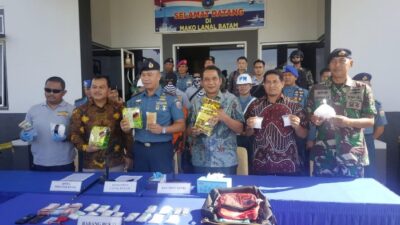 Lanal Batam Gagalkan Penyelundupan 4,9 Kg Sabu dari Malaysia