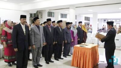 16 Pejabat Pemko Solok Dilantik, Ini Pesan Wawako Reinier