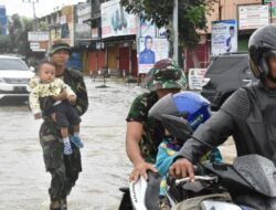 Ratusan Pajurit TNI AD Disiagakan Bantu Warga Samarinda Terdampak Banjir
