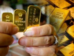 Hari Ini, Harga Emas Antam Turun Rp 12.000 per Gram