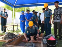 Pangkoarmada I Letakkan Batu Pertama Pembangunan Masjid Al-Ihsan