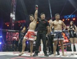 Tak Pakai Lama, Jeka Saragih Pertahankan Sabuk Lightweight