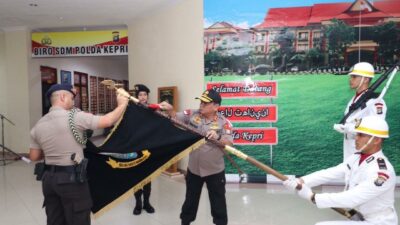 Kapolda Kepri Pimpin Upacara Pencucian Pataka ‘Seligi Sakti Marwah Negeri’