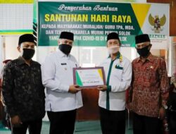 Baznas Solok Salurkan 1.423 Santunan Hari Raya ke Warga Terdampak Corona