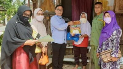 100 Paket Sembako Bantuan Pegadaian Solok Disalurkan