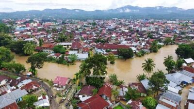 Solok Dilanda Banjir, 8.045 Warga Terdampak