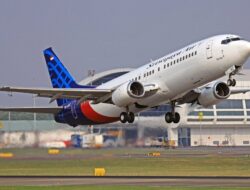 Pesawat Sriwijaya SJ-182 Tujuan Jakarta-Pontianak  Hilang Kontak