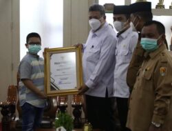 Rasyid, Pembuat Video Edukasi Covid 19 Dapat Penghargaan dari Wali Kota Solok