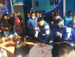 Lawan KLB, DPAC Demokrat Bengkong Tanda Tangan Darah Bela AHY