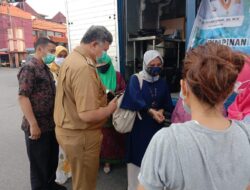 Pemko Solok Distribusikan Paket Berbuka Puasa Bagi Dhuafa dan Fakir Miskin