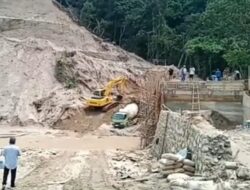 Pemkab Solok Segel Aktivitas Tambang Biji Besi PT Arosuka Mandiri, Diduga Langgar Aturan