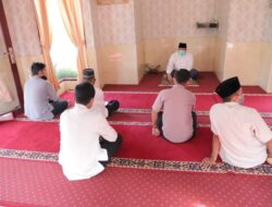 Wako Zul Elfian Laksanakan Sholat Idul Adha di Musholla Rumah Dinas