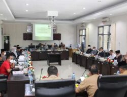 Wawako Ramadhani Sampaikan KUA PPAS Bersama DPRD Solok