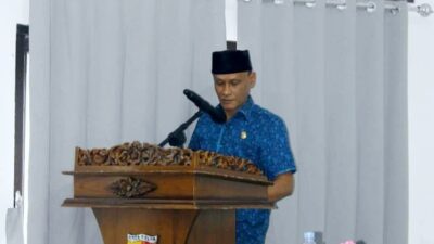 Seminar Konsultasi Publik Kajian Evaluasi Perda Solok Dibuka