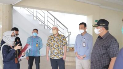 Wako Zul Elfian Tinjau Pelaksanaan Tes SKD CPNS Pemko Solok di Padang