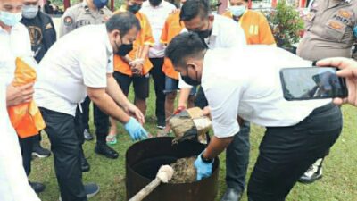 Polda Kepri Musnahkan 6,5 Kg Sabu dan 2,4 Kg Ganja Kering Siap Pakai