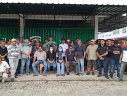 Driver Online Batam Datangi Kantor Gojek, Maxim dan Grab