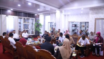 Wako Solok Terima