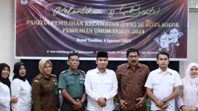Wawako Ramadhani Hadiri Pelantikan PPK Kota Solok Pemilihan Umum 2024
