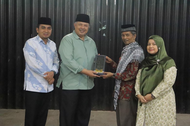 Zul Elfian Lepas