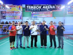 Turnamen Badminton Solok Resmi Dibuka