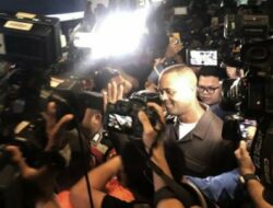 Patrick Kluivert Tiba di Indonesia, Disambut Antusias Suporter Timnas