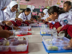 Pemerintah Akan Pangkas Anggaran Infrastruktur Untuk Biaya Makan Bergizi Gratis