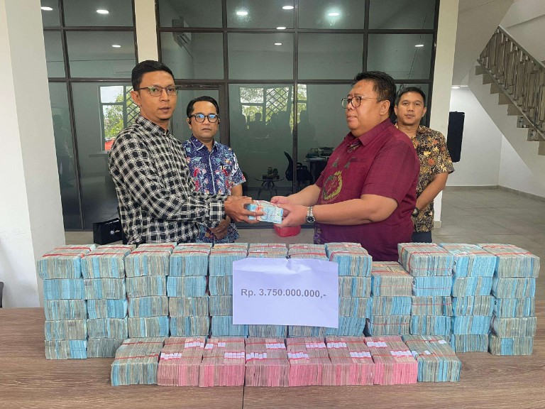 PT PKS Kembalikan Uang