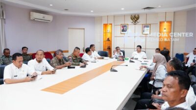 Amsakar Undang Warga Batam