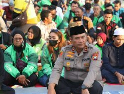 Kapolda Kepri Bukber dengan Asosiasi Ojol dan Mahasiswa