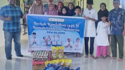 Rumah Sandiuno Indonesia Kepri Bagi-bagi Sembako di Yayasan Baitul Azmi