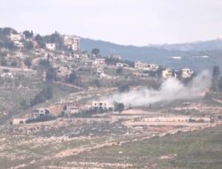 Israel Bombardir Lebanon Melalui Serangan Roket, 2 Warga Tewas