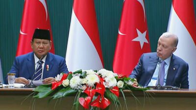Pengembangan Jet Tempur