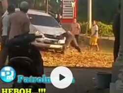 Anak Lindas Ayahnya Hingga Tewas, Warga Kewalahan Hentikan Mobil