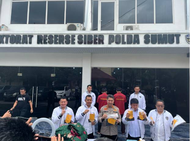 Pembuat konten porno