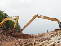 Drainase Belakang Garden Avenue Bengkong Dilebarkan Untuk Atasi Banjir