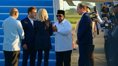 Macron ke Singapura