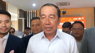 Jokowi Diperiksa