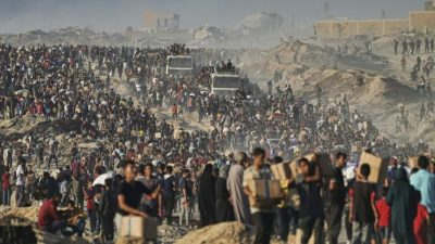 90 Truk Bantuan Kemanusiaan Masih Tertahan di Penyeberangan Gaza
