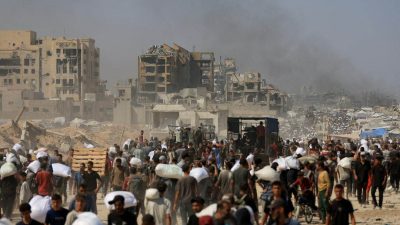 Israel Setop Serangan di Gaza, Bantuan Makanan Disalurkan Via Udara