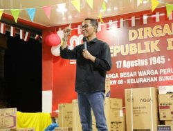 Amsakar Datang ke Pondok Asri dan Graha Nusa Permai di Puncak HUT RI ke 80, Warga Antusias