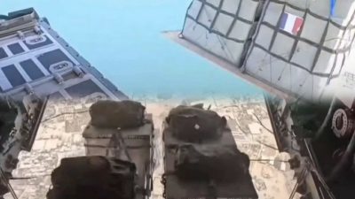 Video: Pesawat Prancis dan Spanyol Jatuhkan Puluhan Ton Bantuan Makanan di Gaza