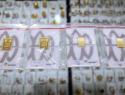 Rekor Harga Emas Antam dan Galeri24 Tembus Rp 2,38 Juta per Gram