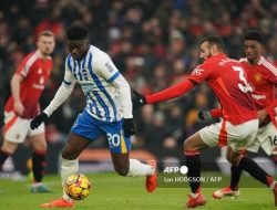 Carlos Baleba Terlalu Mahal, Man United Pertimbangkan Kembalikan Mantan Pemain